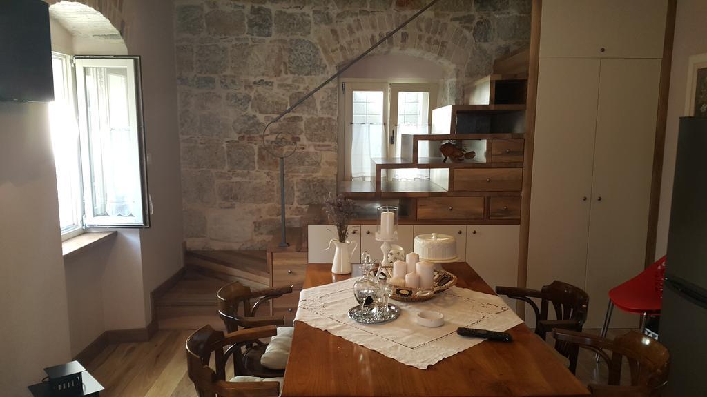 Apartment Koralj Split Pokoj fotografie